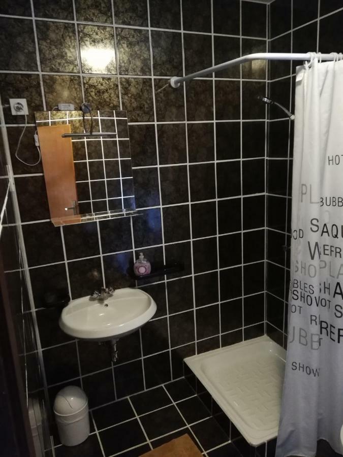 Apartmani Laura Traù Esterno foto